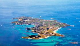 Ouessant, l’isola dei fari e delle tempeste nell’Oceano Atlantico