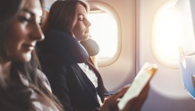 Volare comodi in Economy si può, ma solo per poche ore