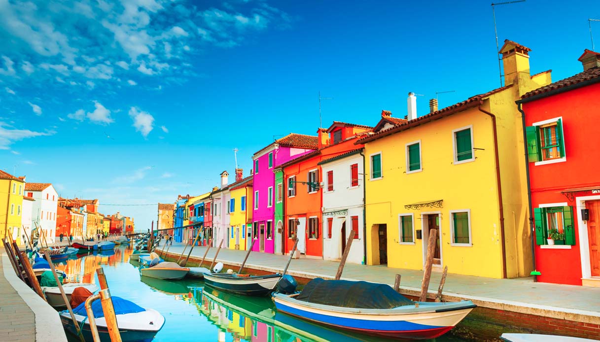 Venezia. La Guida Officiale Dei Gondolieri. Gli Itinerari Turistici