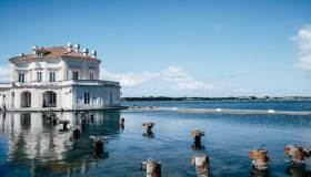 La Casina Vanvitelliana: luogo unico e romantico vicino Napoli