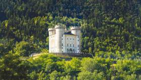 Apre il castello delle fiabe, ed è pura magia