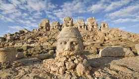 Alla scoperta del mausoleo di Nemrut Dağı, nel cuore dell’antica Mesopotamia