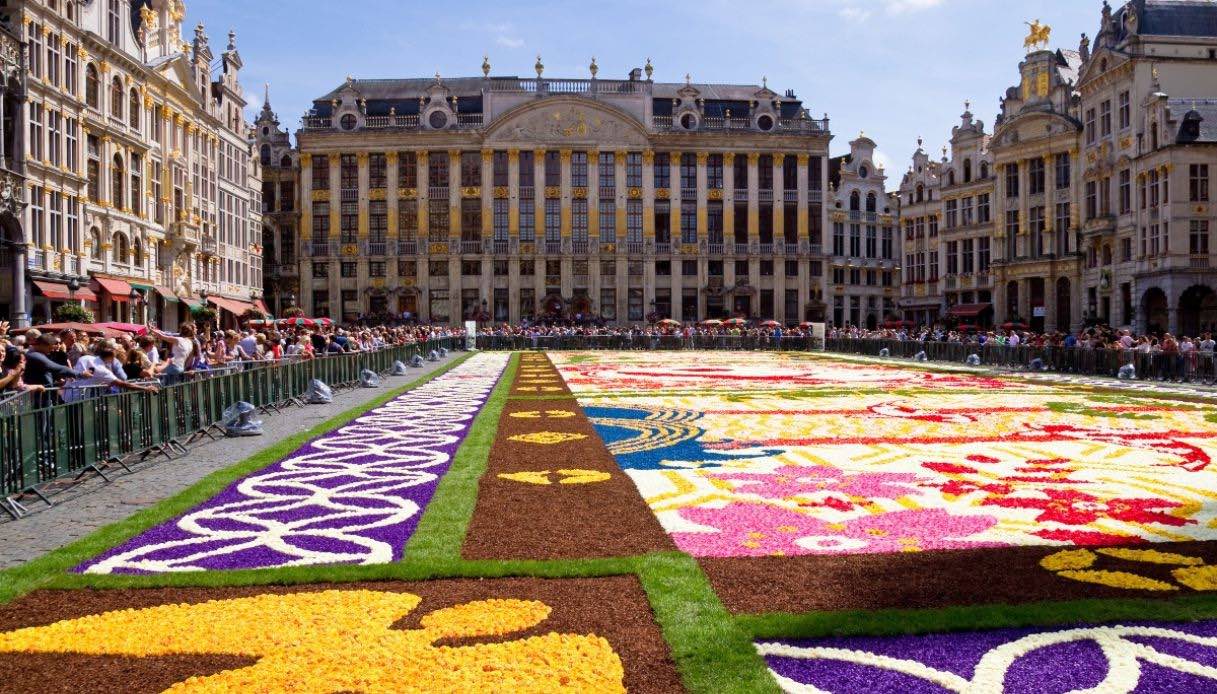 Tapis de Fleurs, Bruxelles