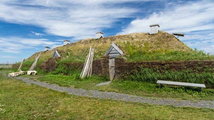 Esiste un antico villaggio vichingo in Canada, ed è bellissimo