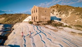 spiaggia punta bianca