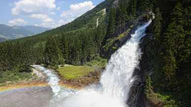 Le cascate di Krimml, tra le più alte d’Europa, attirano i visitatori per gli effetti curativi