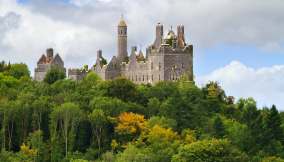 Il Castello di Dromore, immerso nel verde