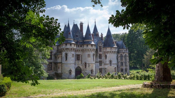 In Francia esiste un castello delle fiabe che deve essere “salvato”