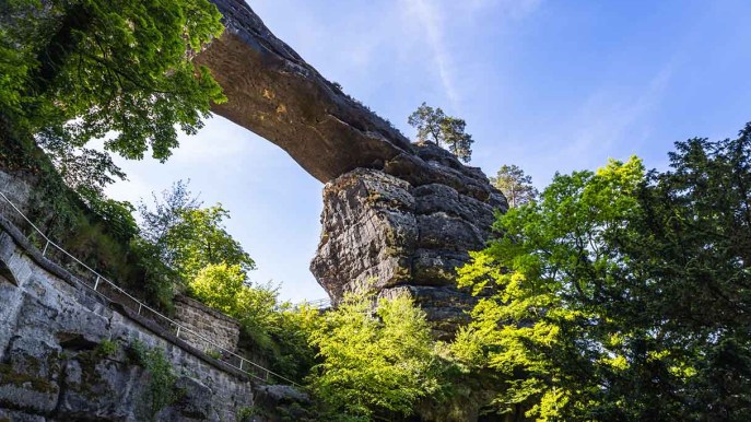 L’Arco di roccia naturale più grande d’Europa è un incanto