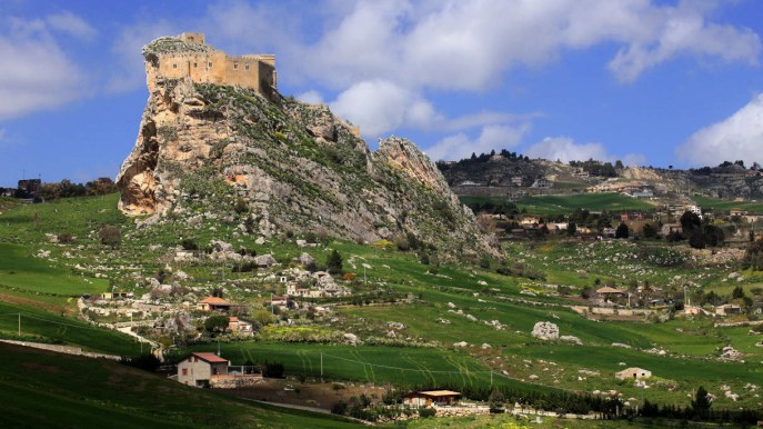 Il castello di Mussomeli, circondato da antichissime leggende