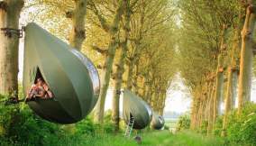 Tende sospese goccia