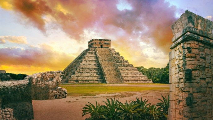Il serpente piumato che appare sulla piramide Maya il giorno dell’equinozio