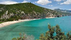 Alla scoperta delle Zone Blu, dove si vive bene e a lungo