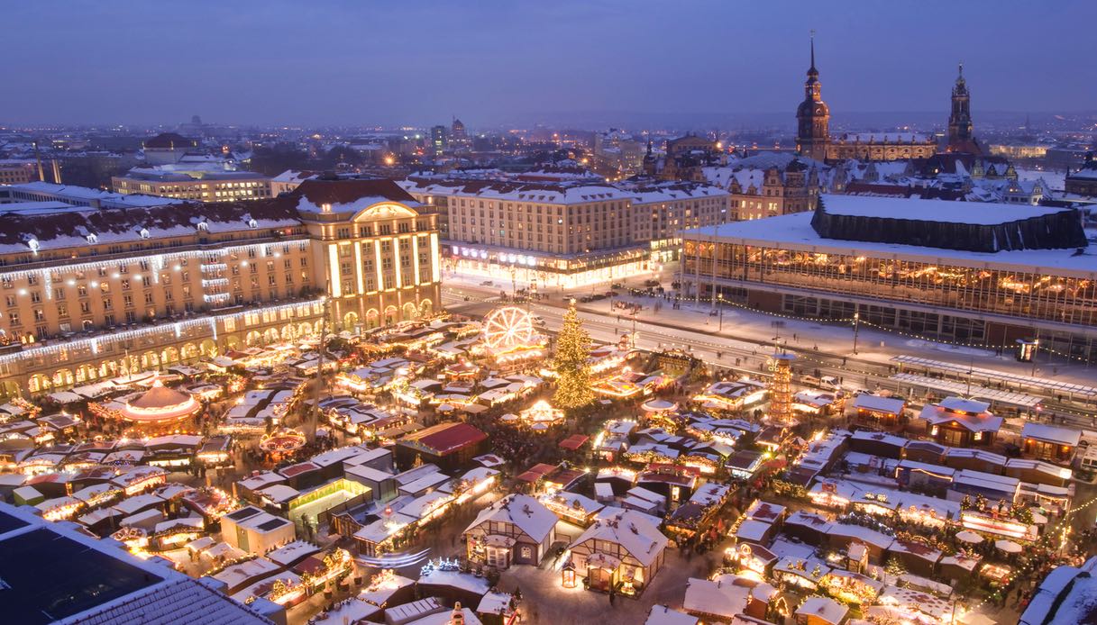 La città di Dresda a Natale