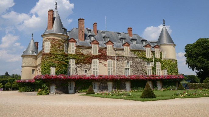 Il Castello di Rambouillet, una perla reale immersa nel verde