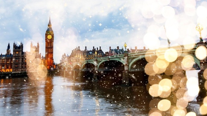 Londra si accende di magia: la fiaba di Natale ha inizio