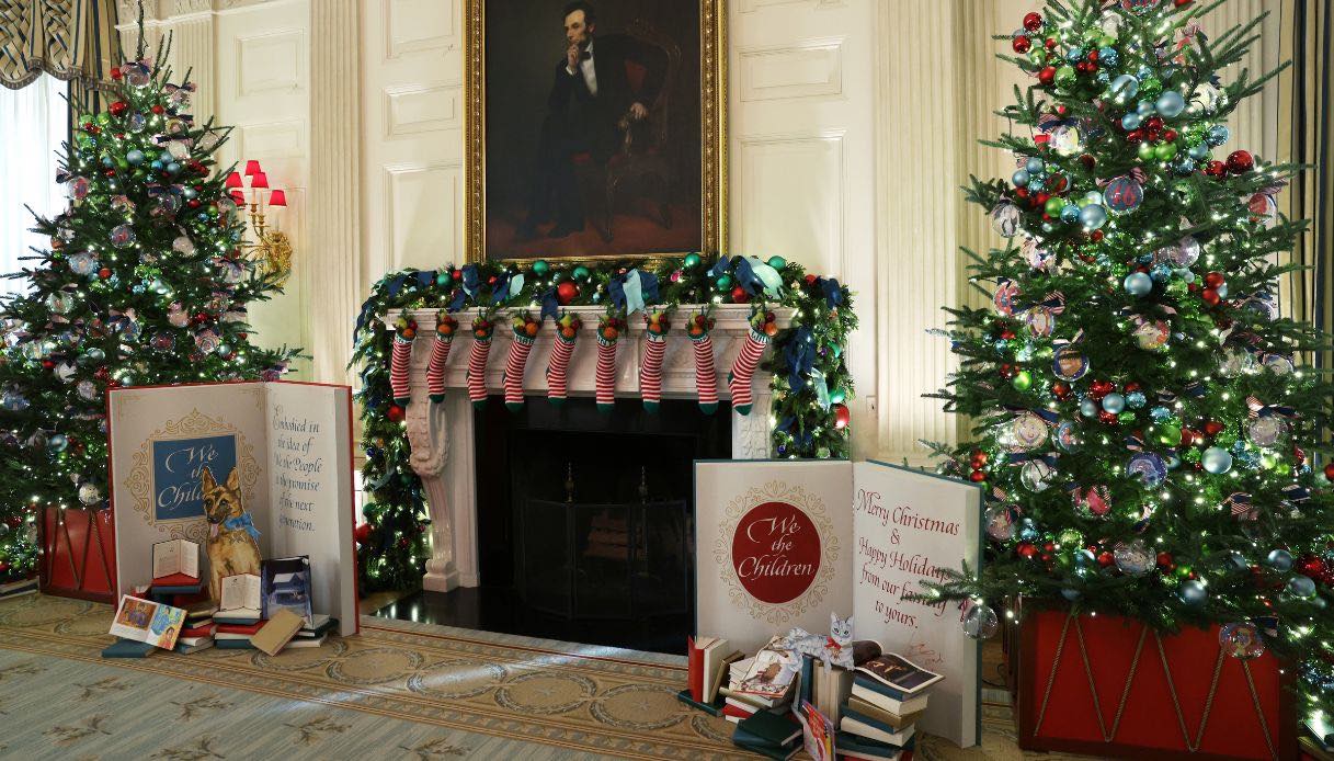 Decorazioni di Natale dentro la Casa Bianca