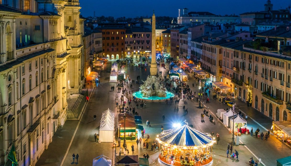 Befana Piazza Navona 2025 - Amii Lynsey