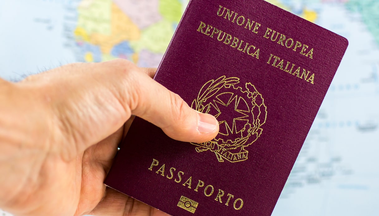 Forse c’è una soluzione al caos passaporti