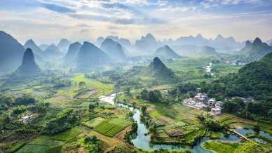 Viaggio a Guilin, uno dei paesaggi più belli della Cina (e non solo)