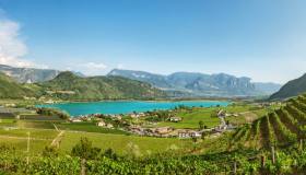 Lago di Caldaro, autentico gioiello della natura