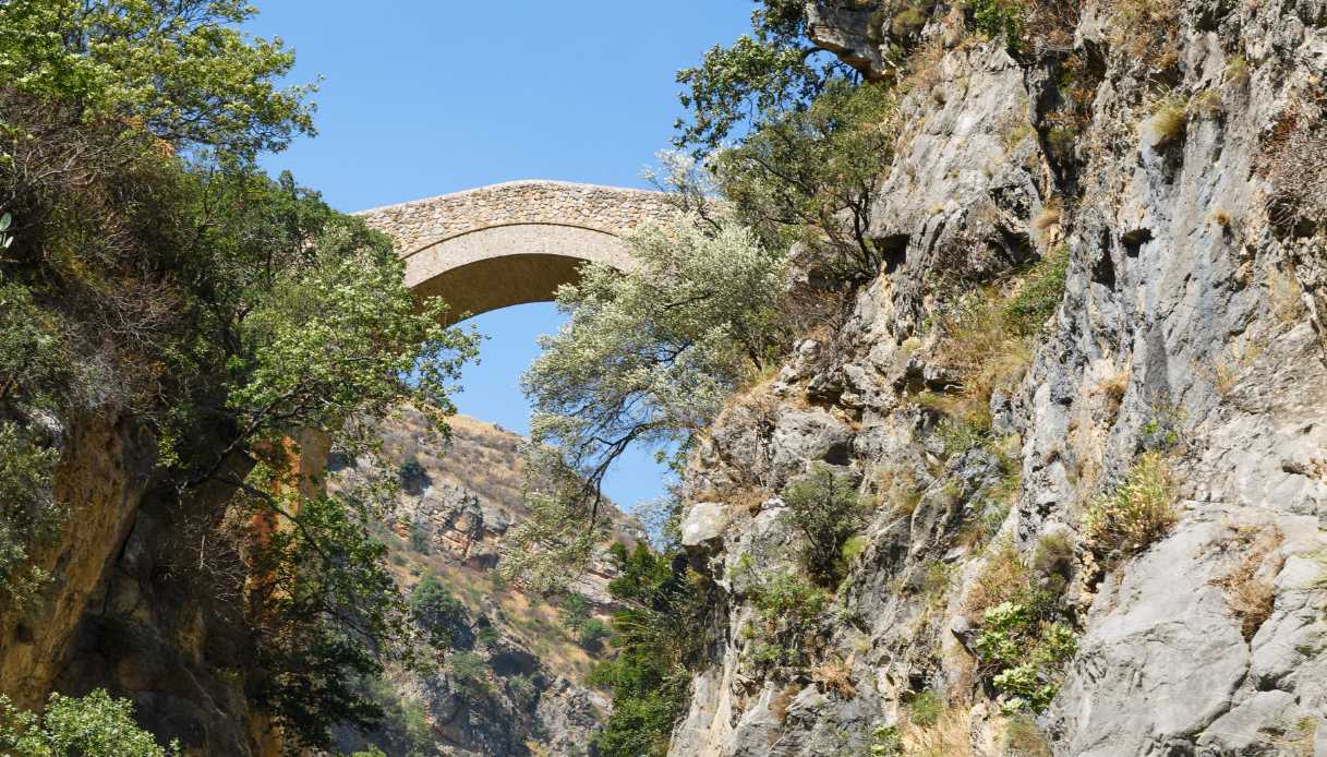 Gole del Raganello, il maestoso canyon della Calabria Gole del Raganello, il maestoso canyon della Calabria
