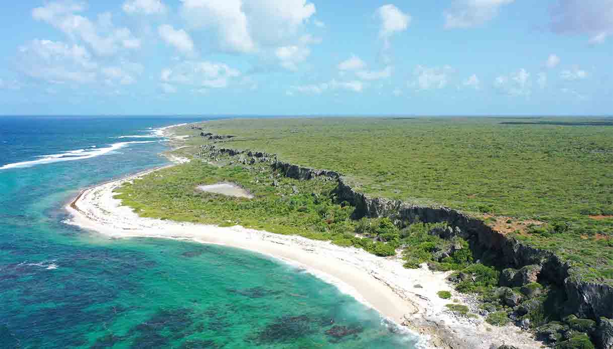 Two-Foot-Bay-barbuda