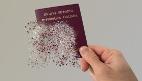 Perché ci sono tutti questi ritardi per ottenere il passaporto