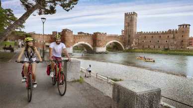 In bicicletta lungo la strada di Giulietta e Romeo