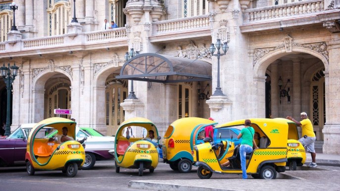 Se vai a Cuba, non dimenticare di viaggiare su questi taxi