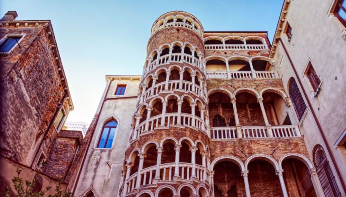 Scala Contarini del Bovolo