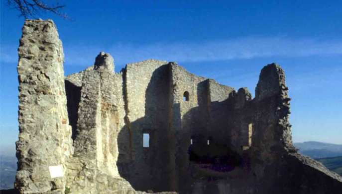 castello-di-Canossa