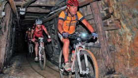 In bicicletta dentro una miniera: l’esperienza