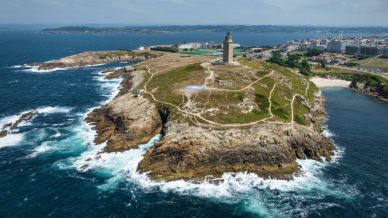 Alla scoperta di una meravigliosa città europea con vista sull’oceano