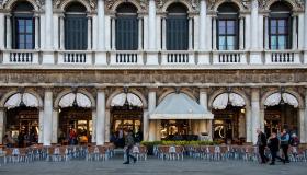 In Italia ci sono centinaia di locali storici che meritano un viaggio