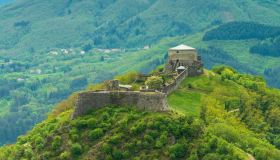 San Romano in Garfagnana e la Fortezza delle Verrucole