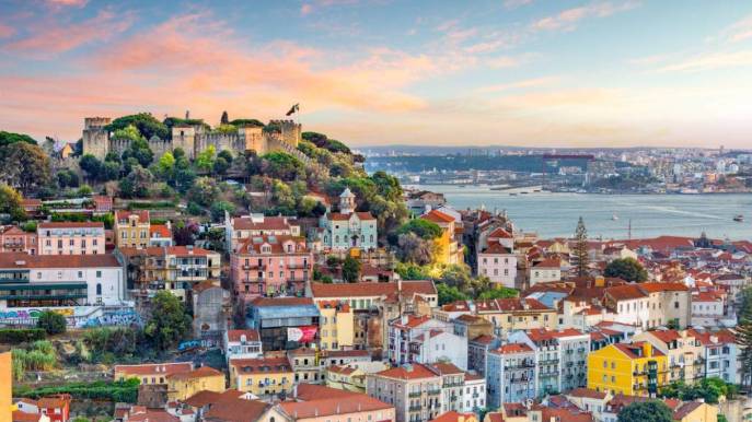 Ecco perché dovresti organizzare un viaggio a Lisbona a giugno