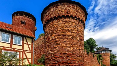 La fiaba prende vita: dentro la torre dei fratelli Grimm