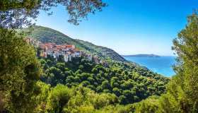 I borghi del Cilento, con il mare alle spalle
