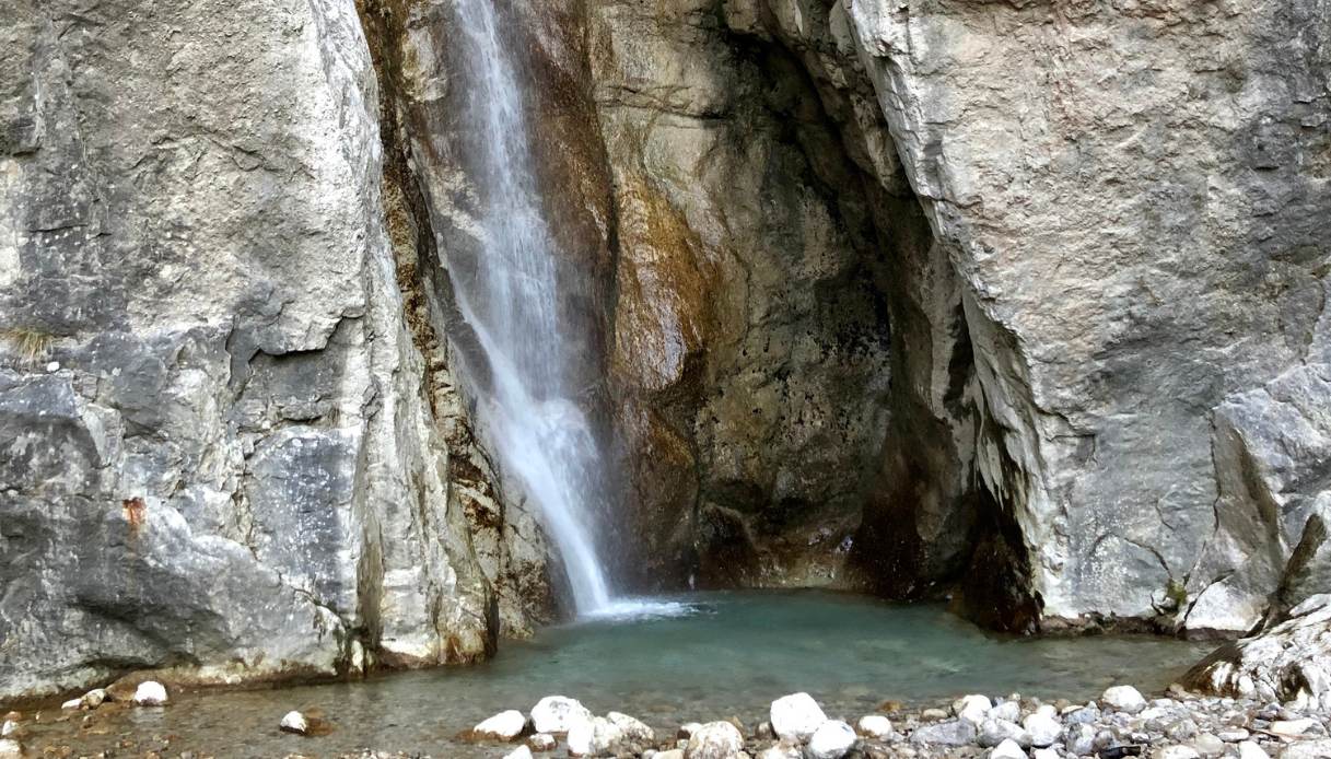 La cascata del Cenghen ad Abbadia Lariana