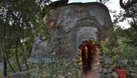 Puoi dormire nel ventre di Moby Dick: l’esperienza da sogno