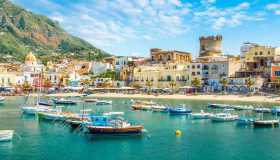 Come arrivare a Ischia: tutte le opzioni disponibili