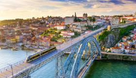 Visitare il Portogallo in treno ora è più conveniente che mai