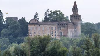 A Piacenza esiste un castello che sembra uscito da una favola bucolica