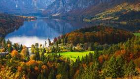 Lago di Bohinj, con il suo vestito più bello