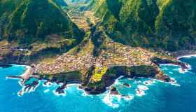 Viaggi invernali sotto al sole: le destinazioni top in Europa