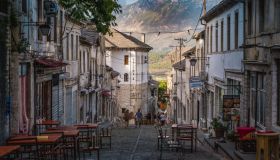 In Albania esiste una città-museo che è un vero incanto