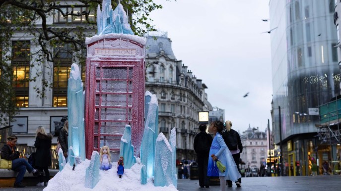 Londra diventa il Regno di “Frozen”: la città è di ghiaccio