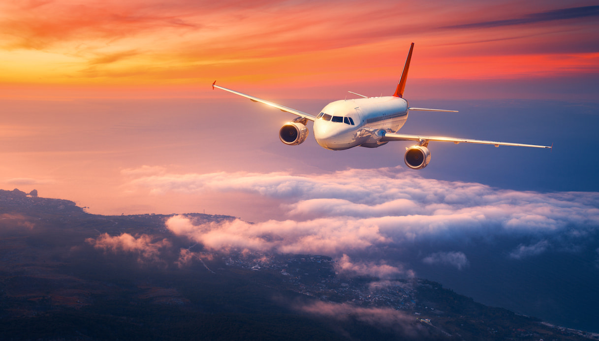 Natale 2023, preoccupa il caro-voli: queste le regioni più colpite