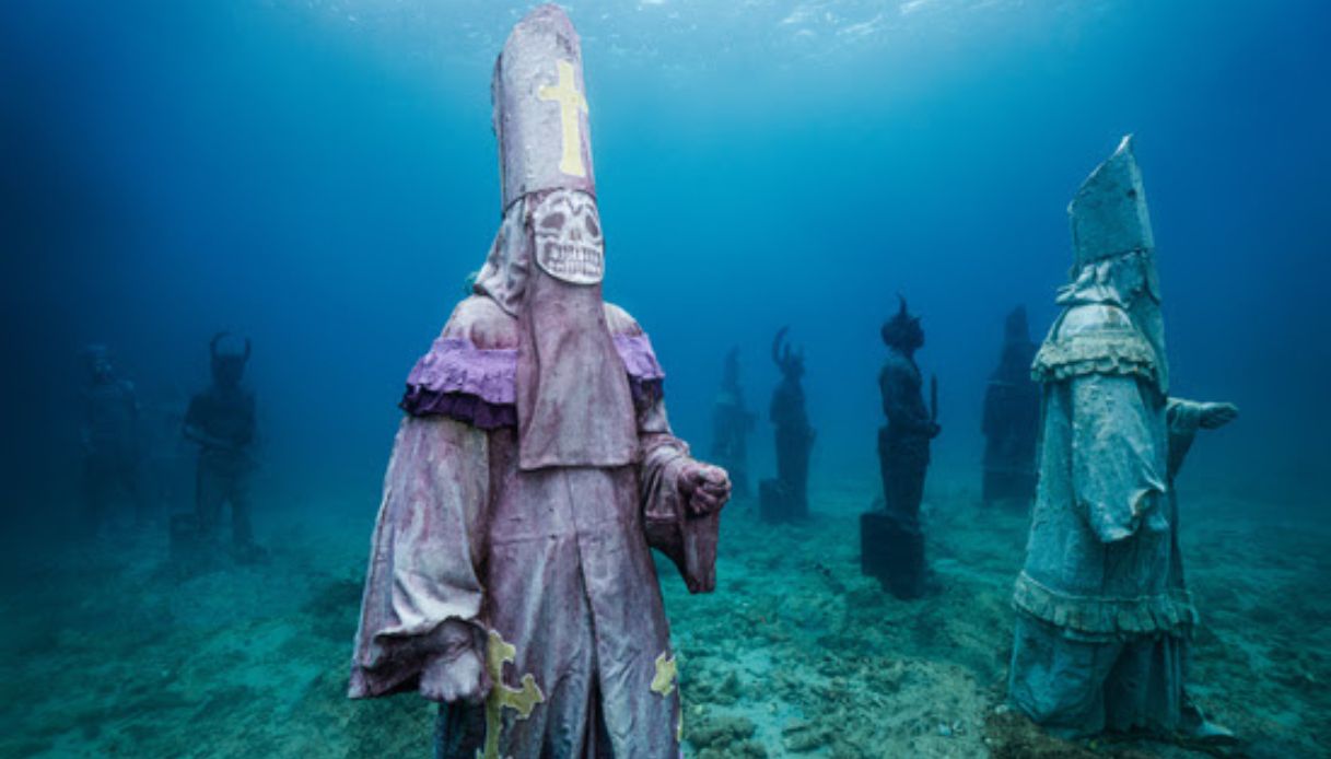 Molinere Bay Underwater Sculpture Park